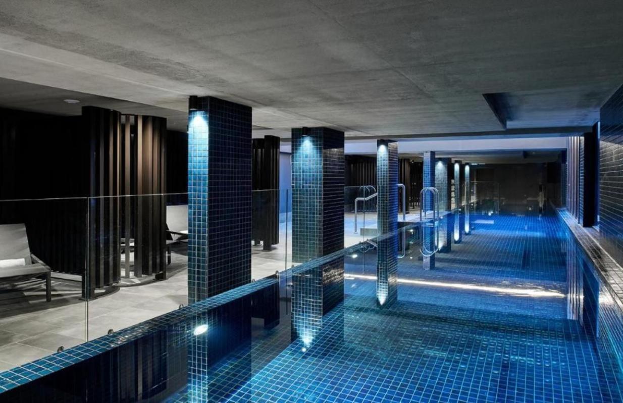 2 Bed 2 Bath Luxury Apartment In Braddon Canberra - Free Heated Pool, Gym, Parking エクステリア 写真
