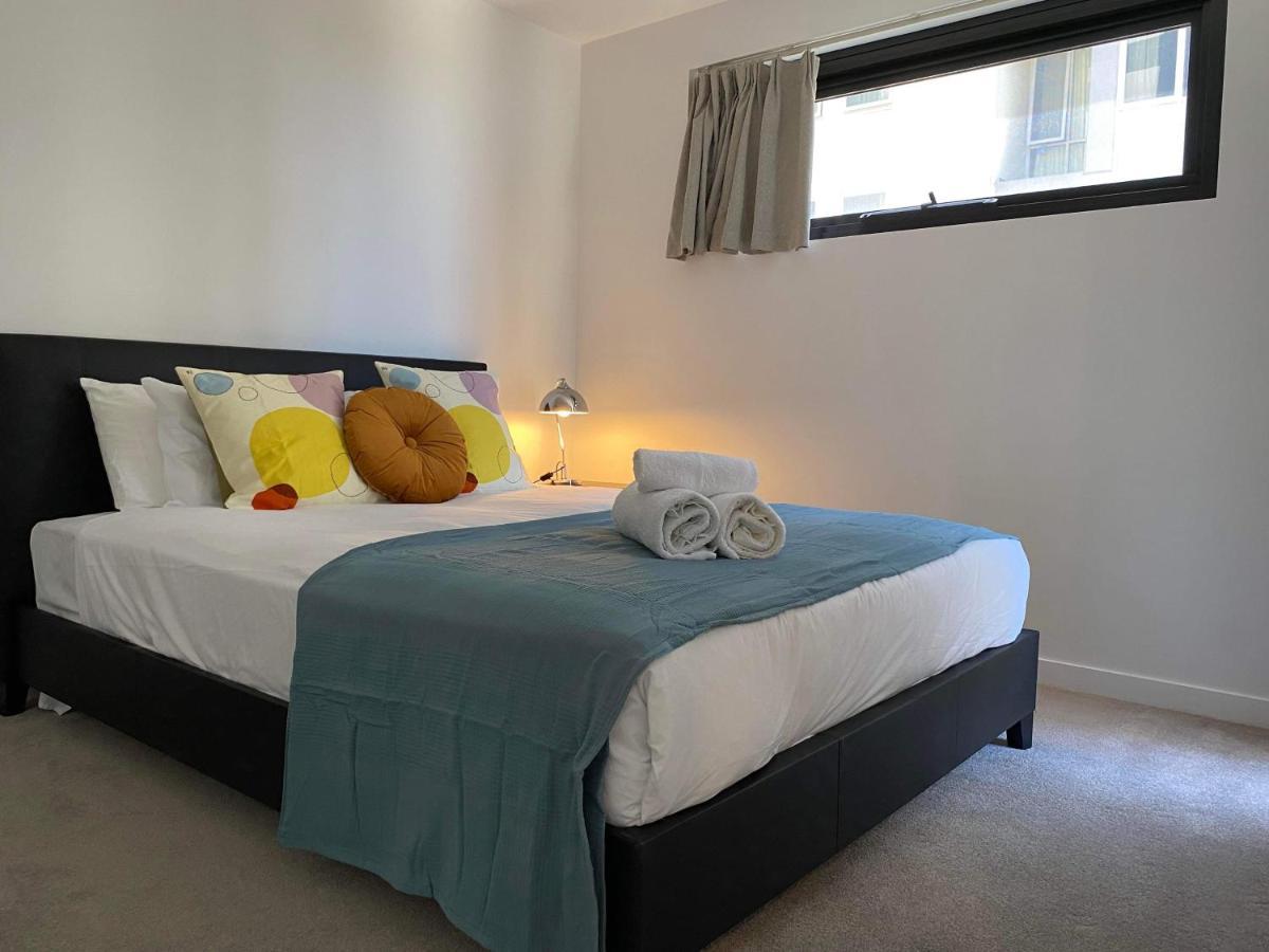 2 Bed 2 Bath Luxury Apartment In Braddon Canberra - Free Heated Pool, Gym, Parking エクステリア 写真